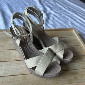 Crocs Leigh II Cross Strap Ankle Wedge Sandals